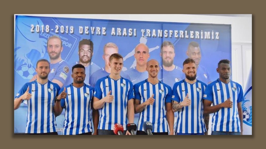 Erzurumspor'dan imza şov